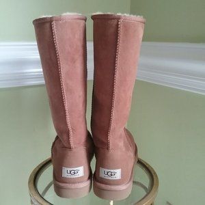 UGG Classic Boots